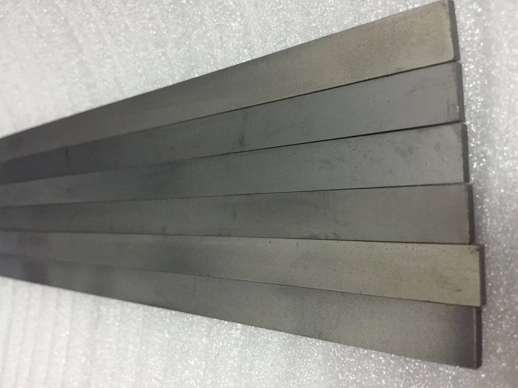 現在鎢鋼多少錢一公斤、鎢鋼多少錢一噸、廢鎢鋼現在多少錢一公斤？