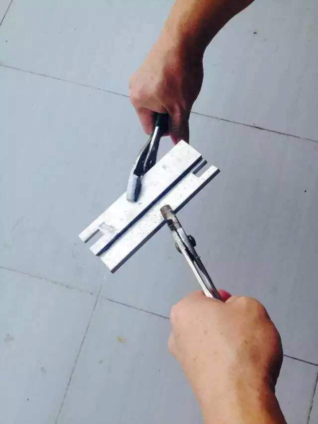 不銹鋼吸鐵石能吸住嗎?請不要磁鐵去辨真假不銹鋼看后就明白